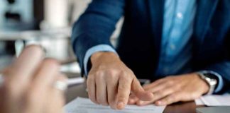 Contratar un seguro sin entenderlo: el problema que enfrenta el 73% de los chilenos Contratar un seguro sin entenderlo: el problema que enfrenta el 73% de los chilenos