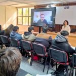 Estudiantes participan en laboratorios virtuales de microscopía avanzada aplicada a la anatomía vegetal