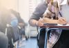 ¿Estudiar con IA para la PAES? Experta advierte sus límites y revela cómo aprovecharla sin cometer errores