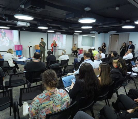 ‘Futuro a Mano’ impulsa talleres de carpintería y repostería para abrir nuevas oportunidades a estudiantes de escuela inclusiva de Melipilla 'Futuro a Mano' impulsa talleres de carpintería y repostería para abrir nuevas oportunidades a estudiantes de escuela inclusiva de Melipilla