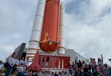 Gracias a su destacada asistencia a clases: Conoce a los 17 párvulos que viajarán a Estados Unidos para visitar la NASA Gracias a su destacada asistencia a clases Conoce a los 17 párvulos que viajarán a Estados Unidos para visitar la NASA