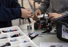 Innovación educativa con impacto: cómo el teatro, el skate y la robótica desarrollan habilidades socioemocionales