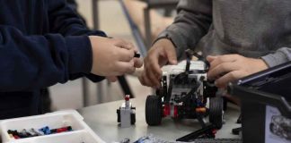 Innovación educativa con impacto: cómo el teatro, el skate y la robótica desarrollan habilidades socioemocionales Innovación educativa con impacto: cómo el teatro, el skate y la robótica desarrollan habilidades socioemocionales