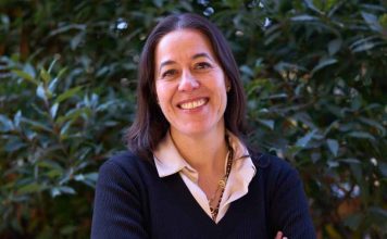 Educar para tomar decisiones libres y autónomas: el desafío país con los resultados PISA 2025 María Eugenia López Directora Ejecutiva Fundación Portas