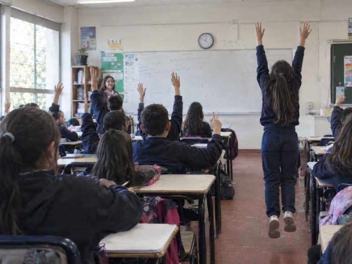 Moverse en clases: lo que muchos interpretan como desorden puede ser autorregulación