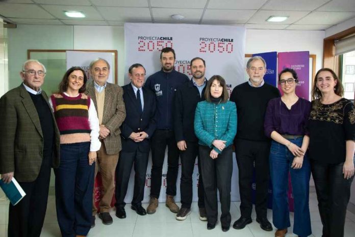 Proyecta Chile 2050 genera acuerdo de colaboración estratégica con alcaldes Vodanovic y Bellolio Proyecta Chile 2050 genera acuerdo de colaboración estratégica con alcaldes Vodanovic y Bellolio