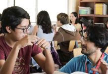 Tras preocupante informe de la OCDE sobre Chile: ¿Basta con tener más profesores? El desafío de asegurar calidad en las salas de clase