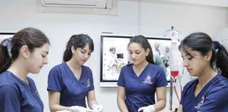 ¿Una carrera de la salud es para ti? Cinco señales que podrían ayudarte a descubrirlo