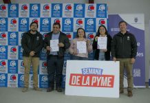 40 empresarios y 13 estudiantes se certifican en Academia de Importación 40 empresarios y 13 estudiantes se certifican en Academia de Importación