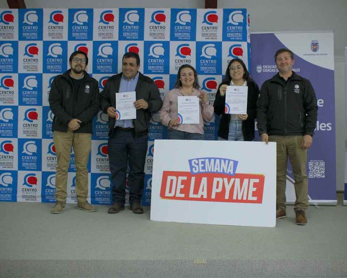 40 empresarios y 13 estudiantes se certifican en Academia de Importación