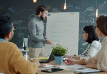 ¿Tienes una reunión en inglés? Diez frases clave para comunicarte con seguridad ¿Tienes una reunión en inglés? Diez frases clave para comunicarte con seguridad