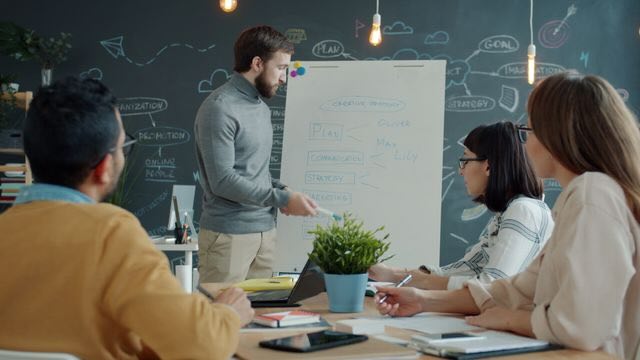 BERLITZ CHILE_LRMCOMUNICACIONES3 (3) ¿Tienes una reunión en inglés? Diez frases clave para comunicarte con seguridad