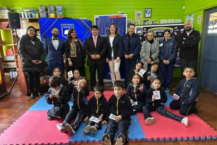 Educación reconoce con pasaporte lector a la Escuela Andrés Bello de Temuco como referente  nacional de lectura
