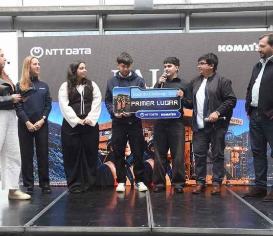 Estudiantes de Temuco ganan el Hack the Challenge 2026 de NTT DATA y Komatsu con Slosh Pulse, una solución de mantenimiento predictivo para camiones mineros Estudiantes de Temuco ganan el Hack the Challenge 2026 de NTT DATA y Komatsu con Slosh Pulse, una solución de mantenimiento predictivo para camiones mineros