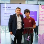 Fundación Defontana da una segunda vida a sus notebooks y los entrega a estudiantes técnico-profesionales