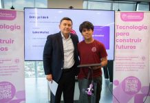 Fundación Defontana da una segunda vida a sus notebooks y los entrega a estudiantes técnico-profesionales Fundación Defontana da una segunda vida a sus notebooks y los entrega a estudiantes técnico-profesionales