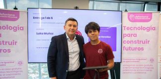 Fundación Defontana da una segunda vida a sus notebooks y los entrega a estudiantes técnico-profesionales Fundación Defontana da una segunda vida a sus notebooks y los entrega a estudiantes técnico-profesionales