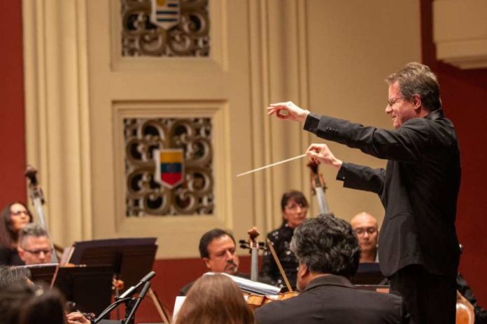 La Orquesta de Cámara de Chile presenta en la USM la Sinfonía N°1 de Mahler La Orquesta de Cámara de Chile presenta en la USM la Sinfonía N°1 de Mahler
