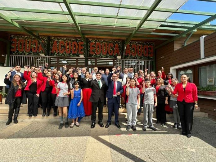 Más de $418 millones fortalecen infraestructura de la Escuela de Los Sauces beneficiando a 261 estudiantes Más de $418 millones fortalecen infraestructura de la Escuela de Los Sauces beneficiando a 261 estudiantes