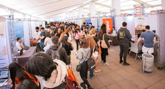 Miles de oportunidades de empleo en todo Chile: así será la Feria Laboral INACAP-CPC 2026