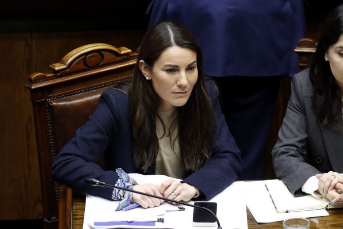 Presupuesto 2027 pone tope de horas docentes a los SLEP y abre la puerta a una reducción de profesores
