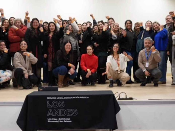 SLEP Los Andes inicia formación a sus equipos técnicos para promover la asistencia escolar