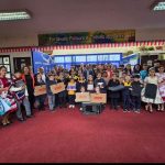 Seremi de Educación entregó equipamiento tecnológico a la Escuela Nueva República de Hualqui