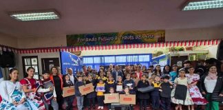 Seremi de Educación entregó equipamiento tecnológico a la Escuela Nueva República de Hualqui Seremi de Educación entregó equipamiento tecnológico a la Escuela Nueva República de Hualqui