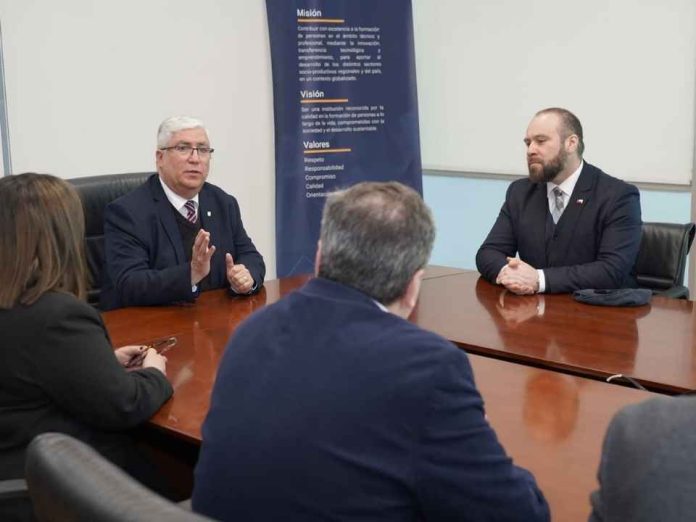 Seremi de Minería fortalece vínculos con instituciones de educación superior en Biobío